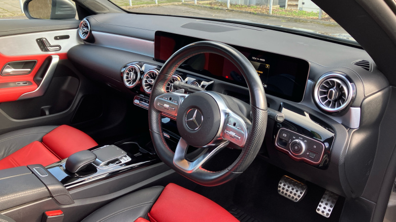 Mercedes-Benz CLA 220 AMG Line Premium Plus 4Matic 4dr Tip Auto Petrol Saloon